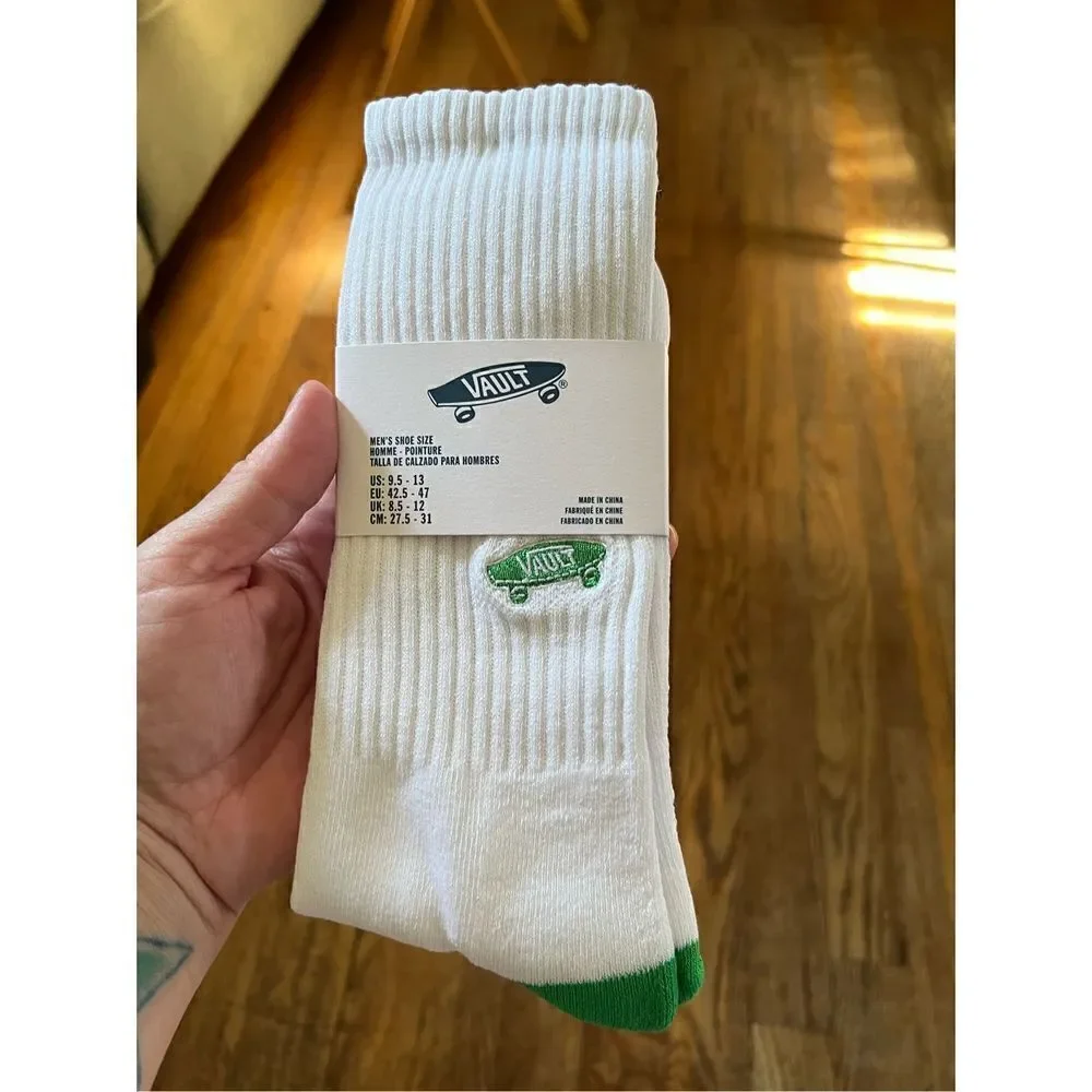 1 LEFT! Vans Vault OGSweet Leaf Crew Socks